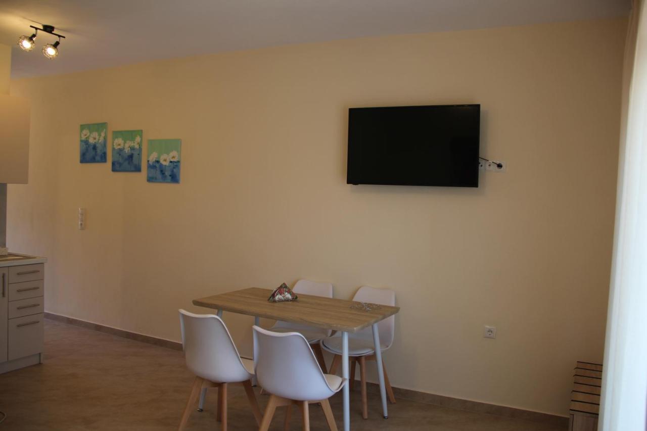 Xanthiotis Apartments Скала-Рахониу Екстериор снимка